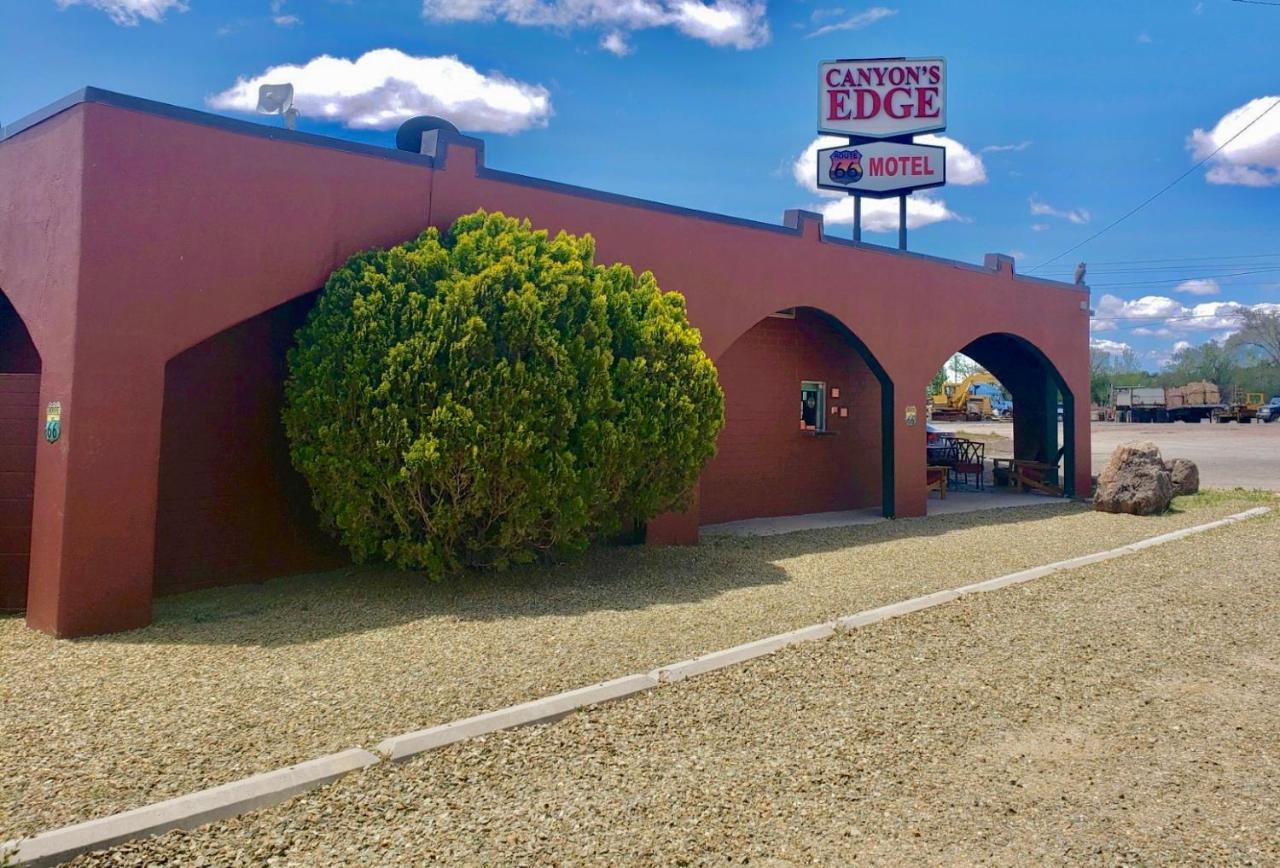 Canyon'S Edge Route 66 Motel Аш Форк Екстериор снимка
