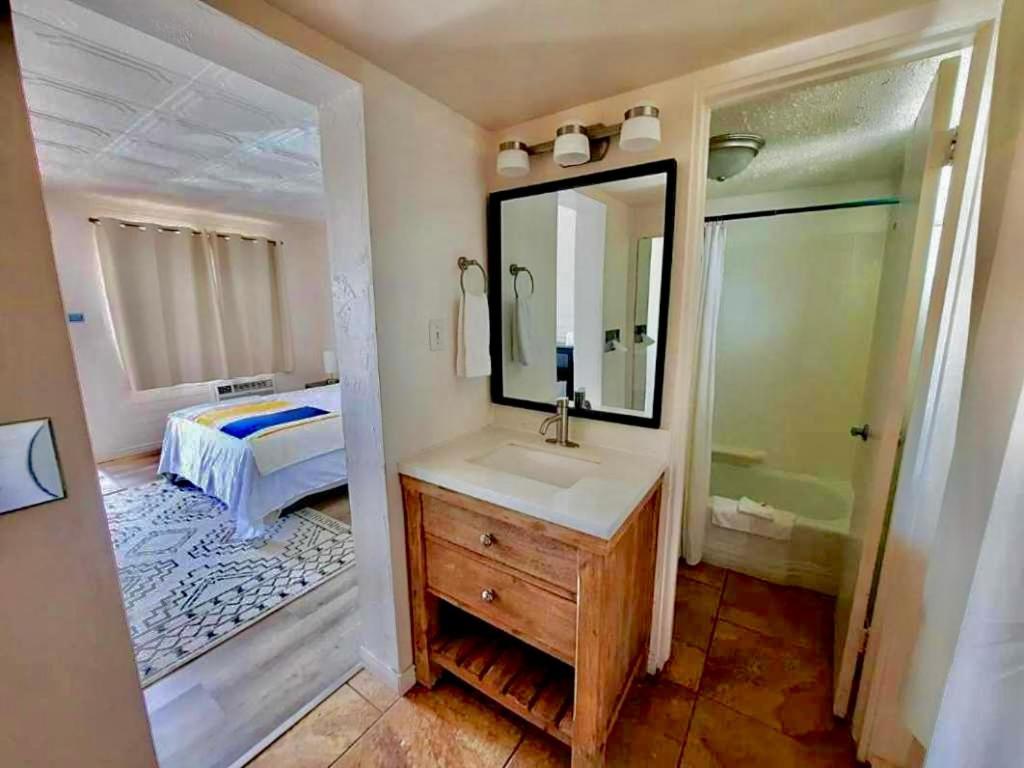 Canyon'S Edge Route 66 Motel Аш Форк Екстериор снимка