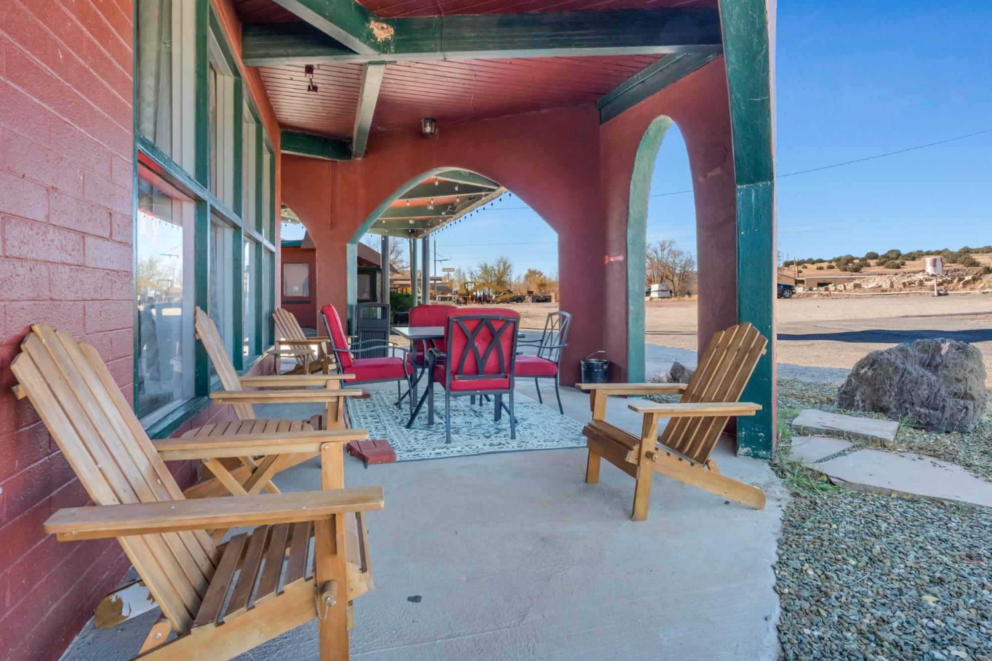 Canyon'S Edge Route 66 Motel Аш Форк Екстериор снимка