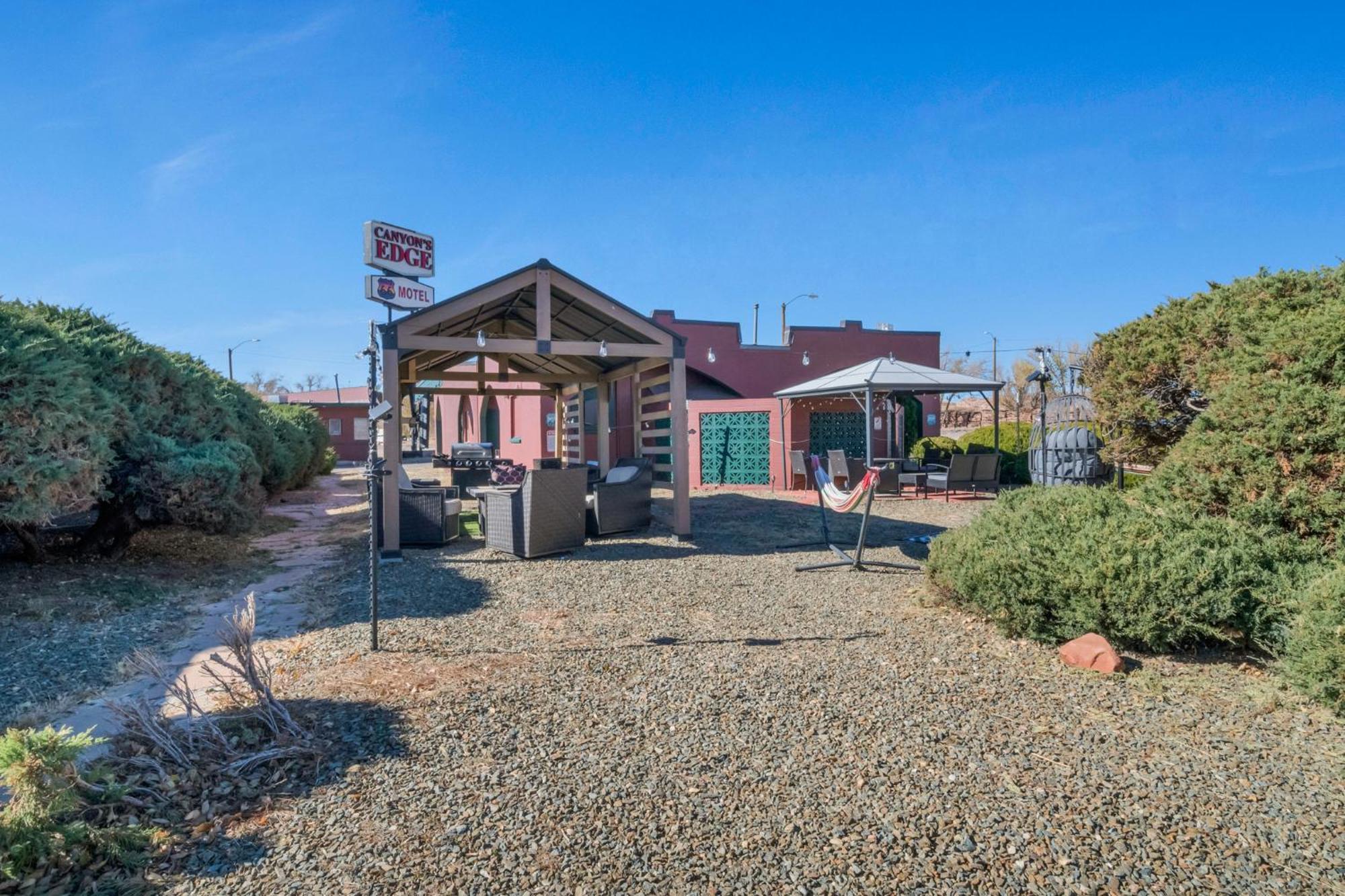 Canyon'S Edge Route 66 Motel Аш Форк Екстериор снимка