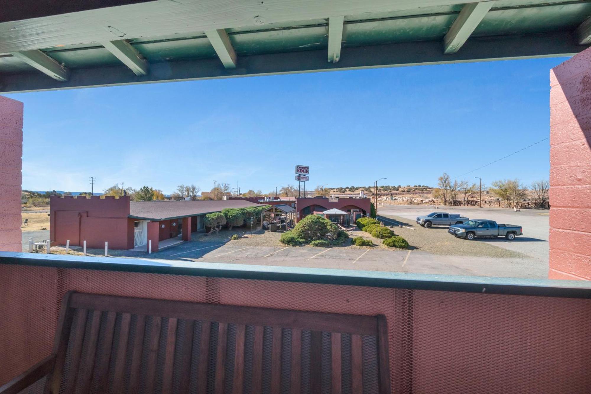 Canyon'S Edge Route 66 Motel Аш Форк Екстериор снимка